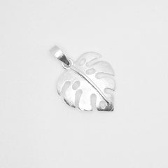 Monstera Necklace